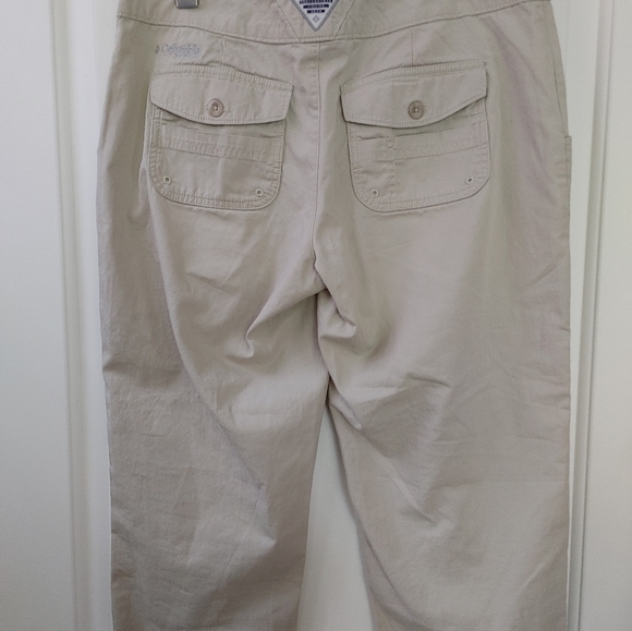 🌞Columbia Capris Omni Shade Sun Protection ~ Size 8 - Picture 4 of 12